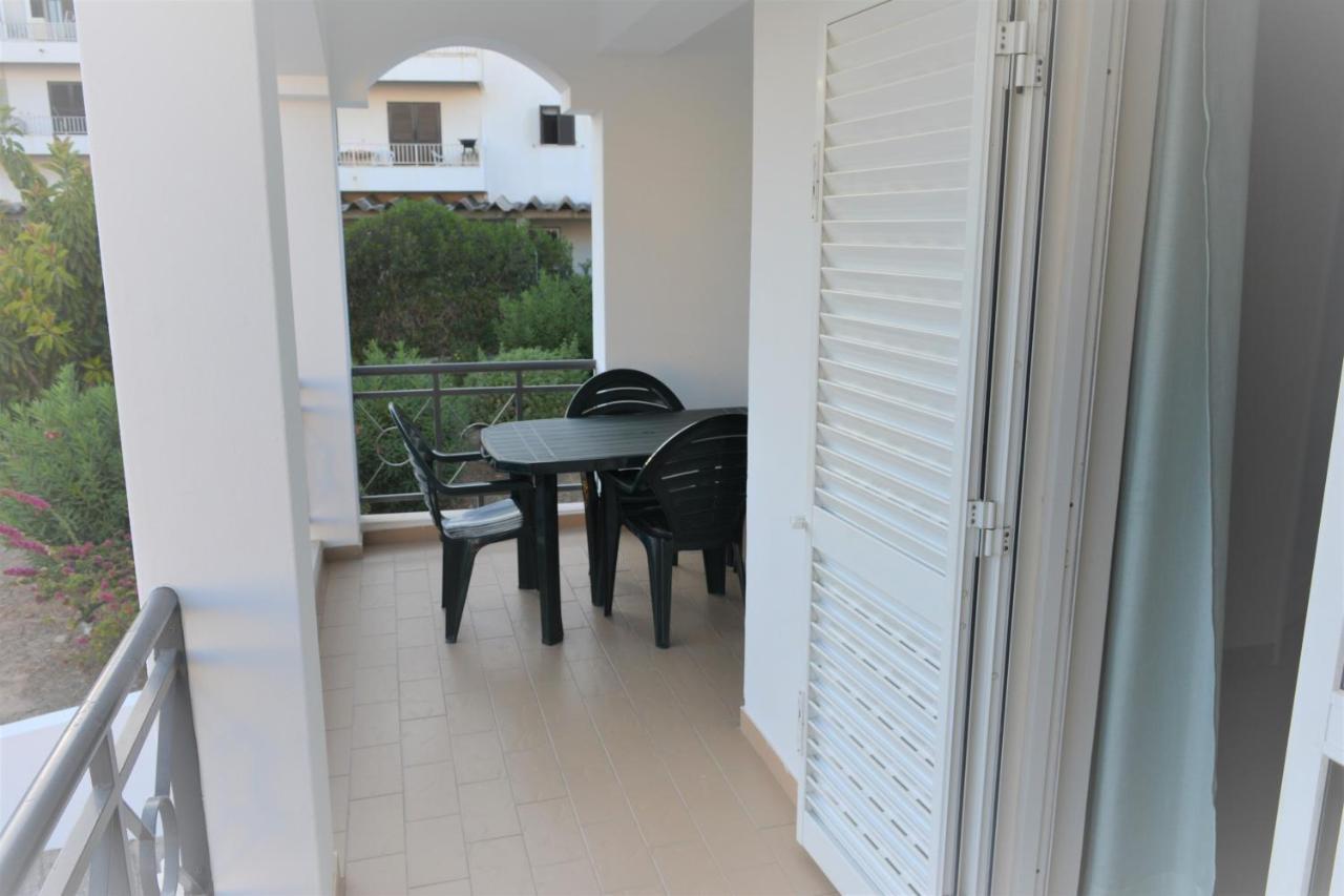 Apartamento Azul Quarteira Bagian luar foto